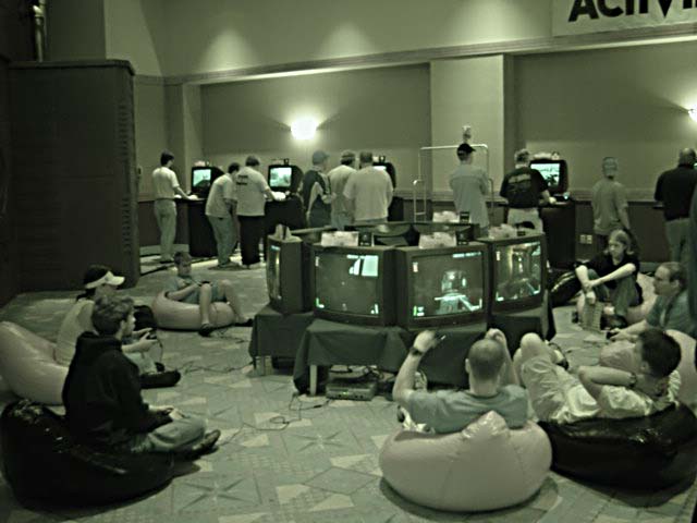 quakecon_lounge.jpg