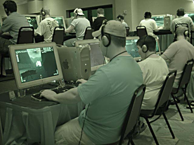 quakecon_macs4.jpg